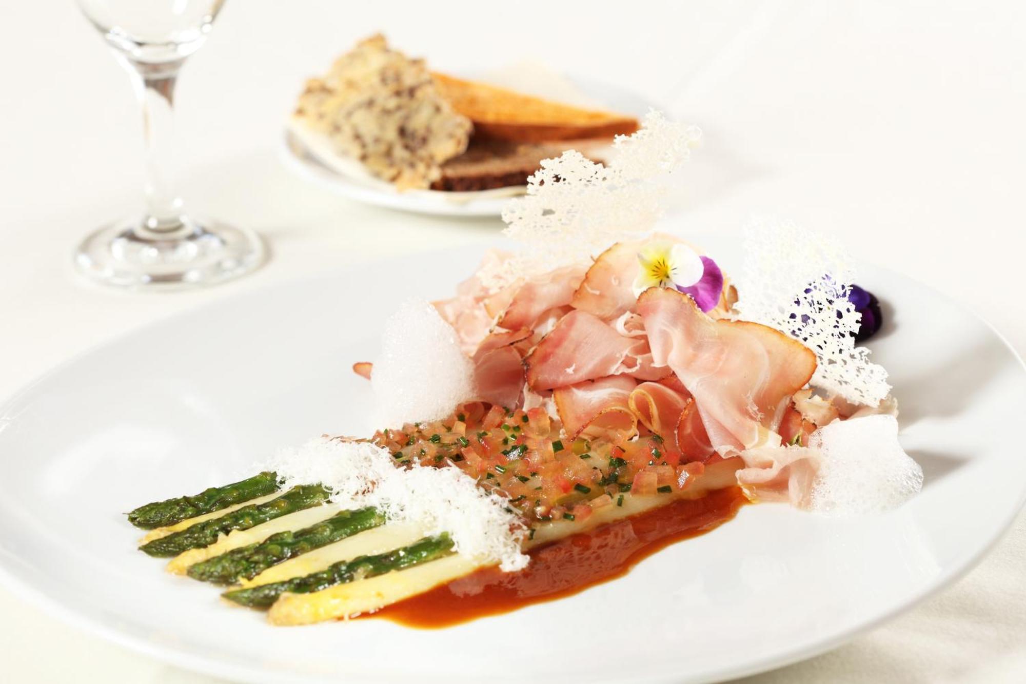Hotel Restaurant Alatsee Füssen Buitenkant foto